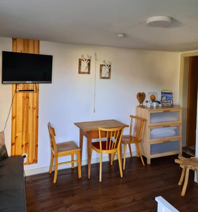 Idyllische Kleine Ferienwohnung Im Schwarzwald Friedenweiler Zewnętrze zdjęcie